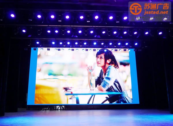 LED显示屏报价,led显示屏生产厂家,led显示屏制作公司 led显示屏在产品配件的选择上有哪些技巧